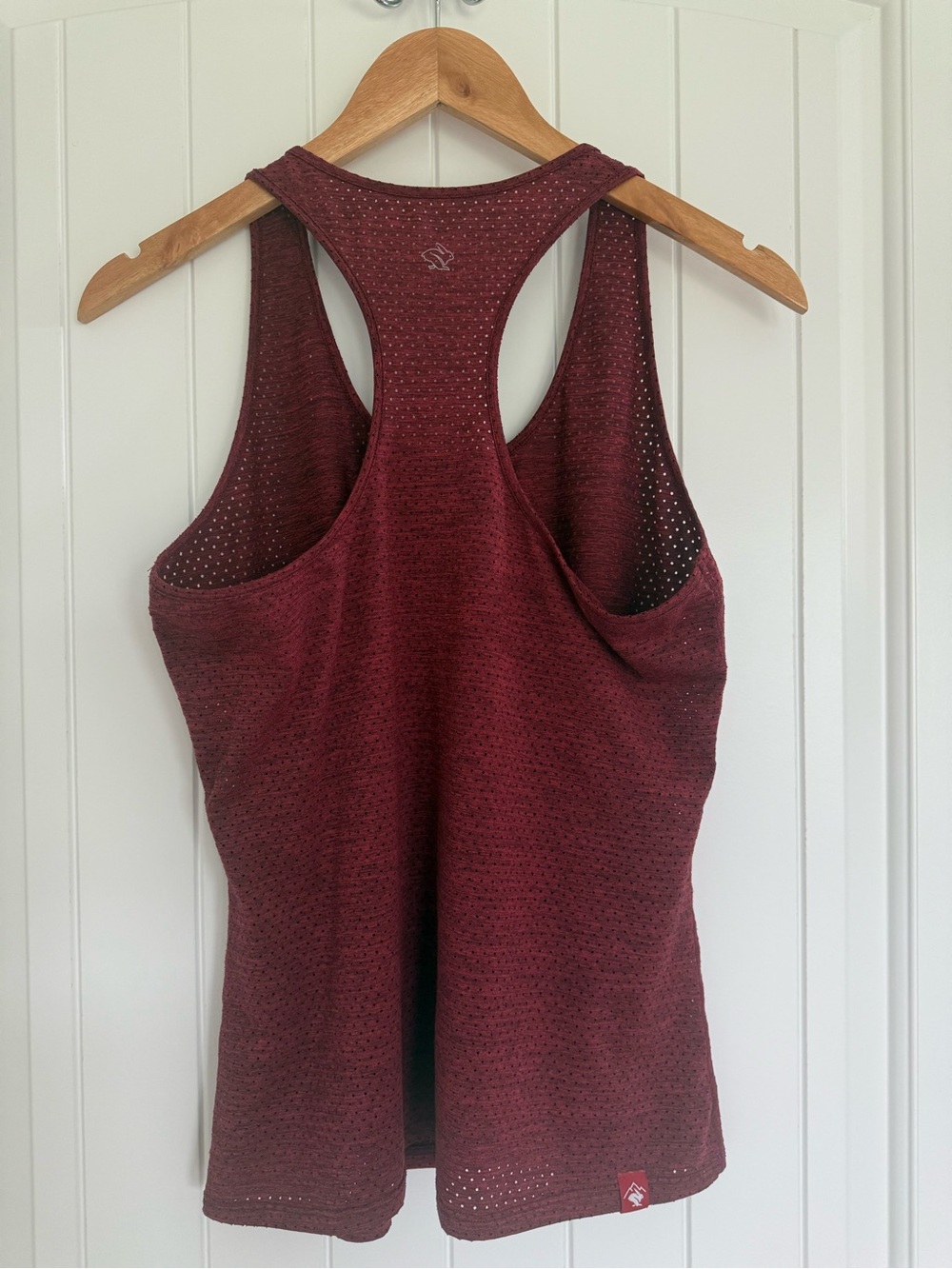 Rabbit Women's EZ Perf Trail Running Tank Top  Maroon Burgundy Racerback Large - Picture 3 of 7